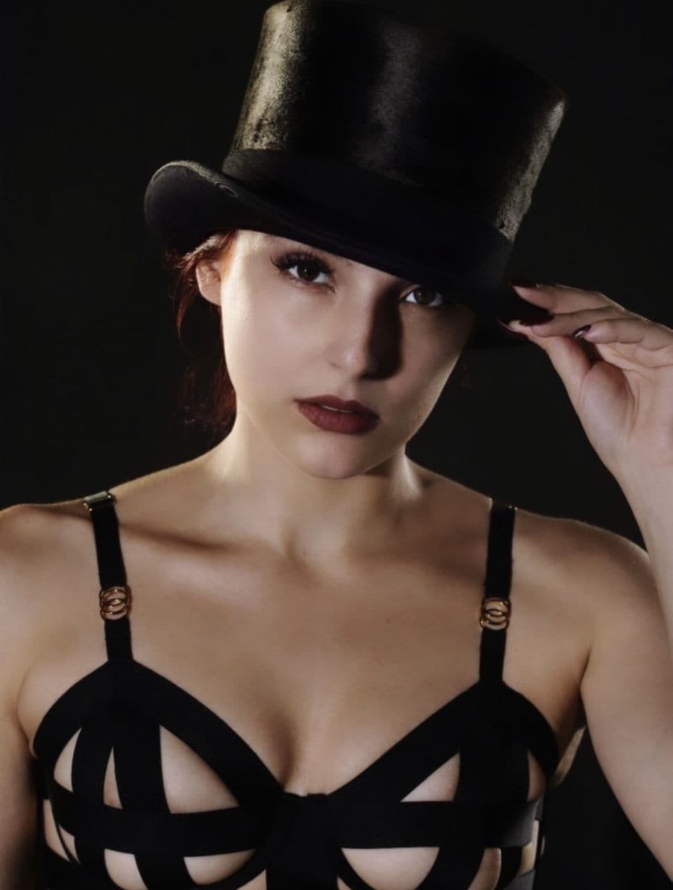 Kaliteli Ifşaların Merkezi