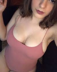 Tr De Tek Hd Kali̇te Türk Ve Li̇seli̇ İfşa Merkezi̇